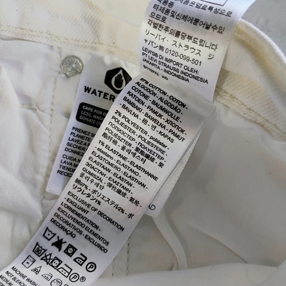 Levi's 501 Distressed Denim Shorts Womens 31 Waist White Button Fly 2" Inseam - Picture 7 of 12